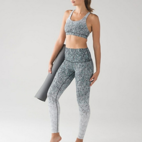 Lululemon Winder Under Pant Hi Rise, size 2 - Picture 5 of 5